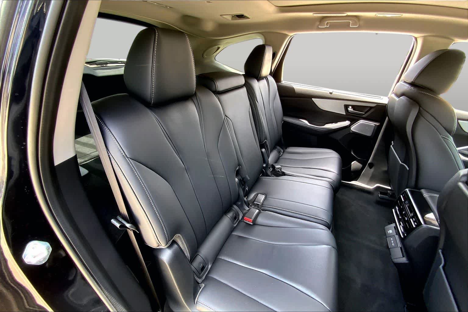Certified Used 2026 Majestic Black Pearl Acura w/Technology Package image 18