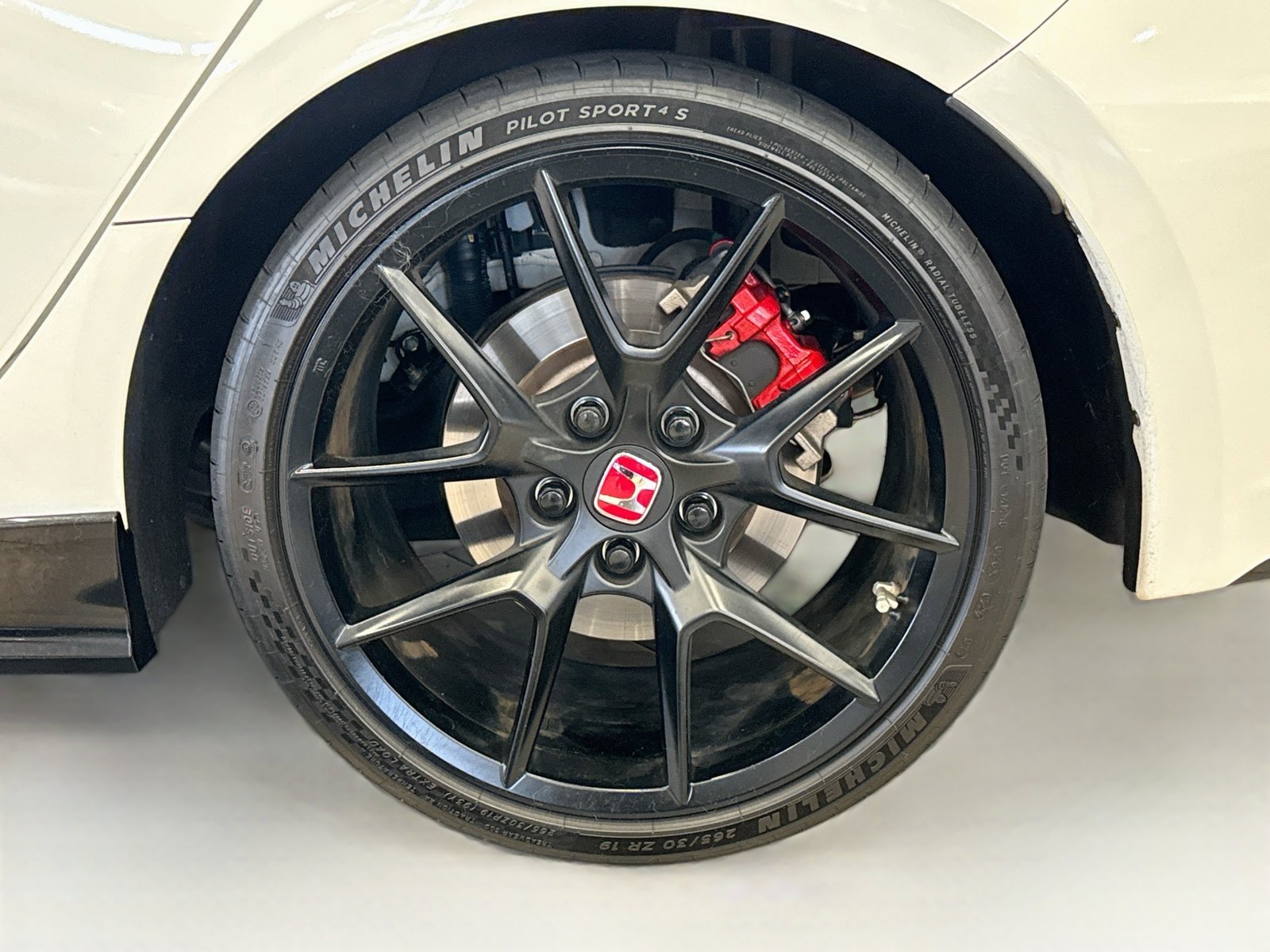 2025 Honda Civic Hatchback Type-R - Photo 12