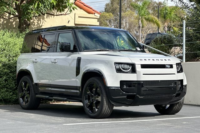 New 2026 Borasco Grey Land Rover X-Dynamic SE image 7
