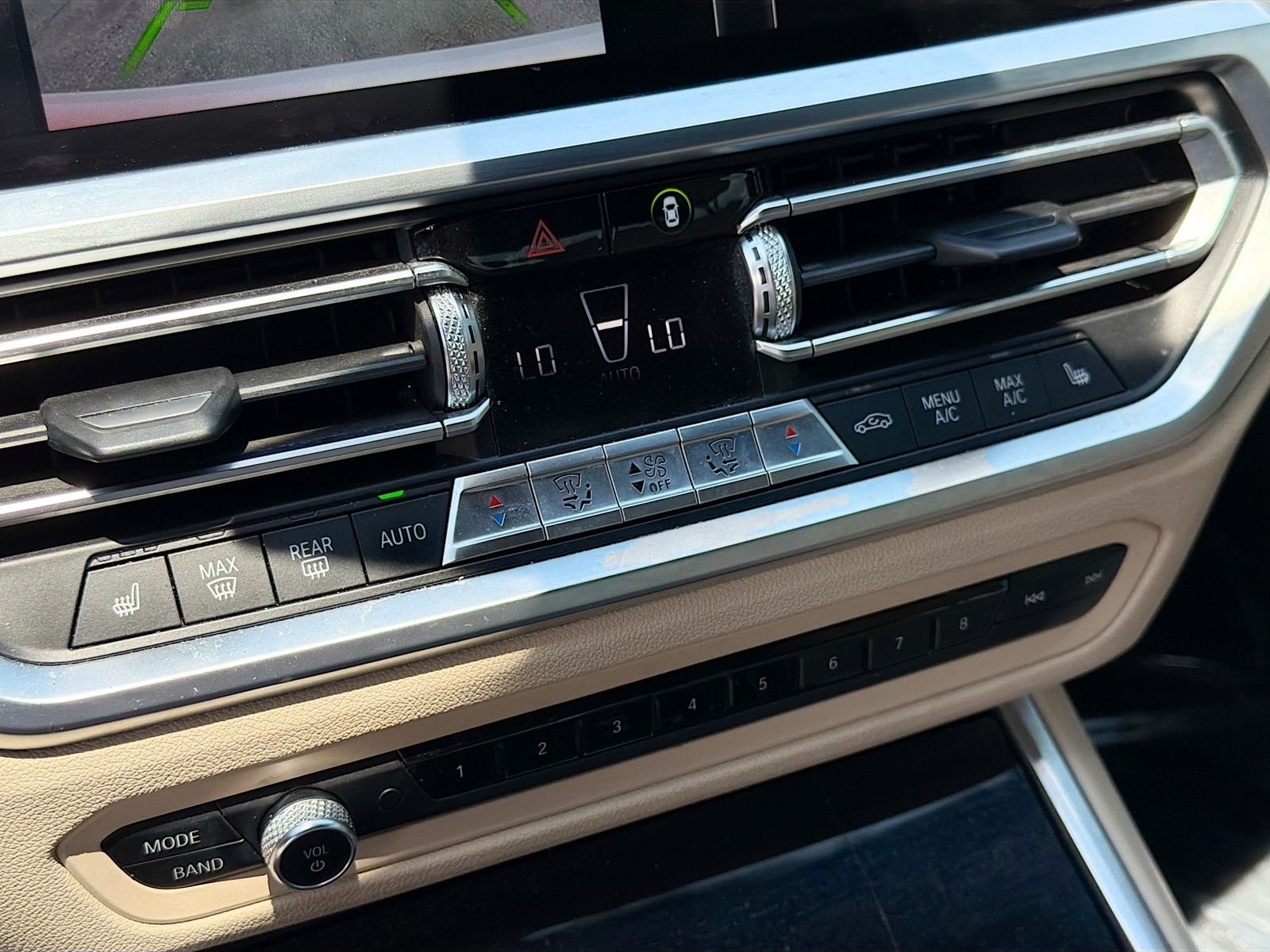 Used 2019 White BMW 330i image 32