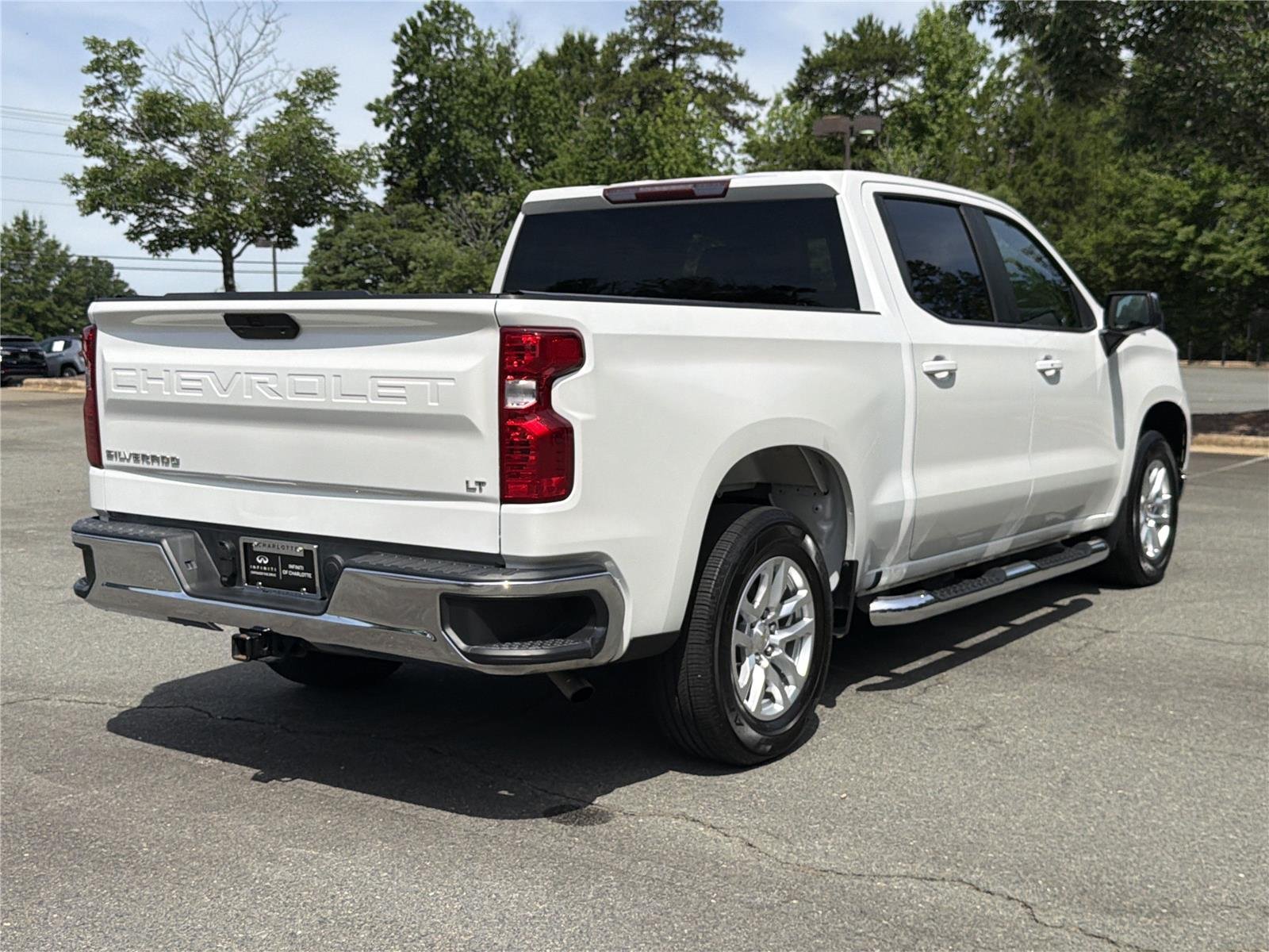 Used 2020 Iridescent Pearl Tricoat Chevrolet LT image 26