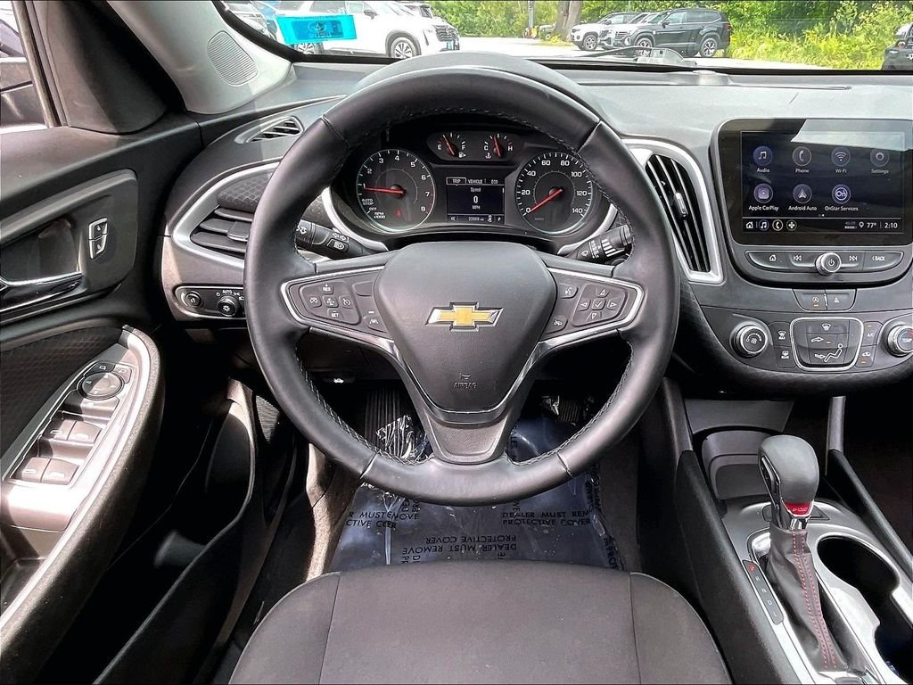 Used 2024 Mosaic Black Metallic Chevrolet RS image 16