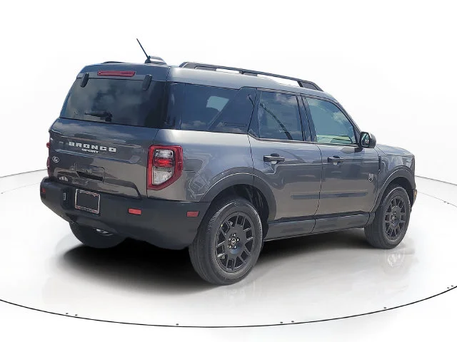 New 2026 Gray Metallic Ford Big Bend image 5