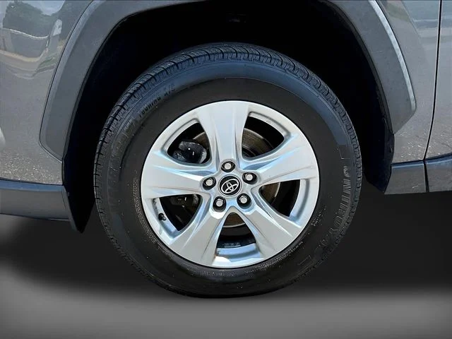 Used 2020 Gray Toyota XLE image 36