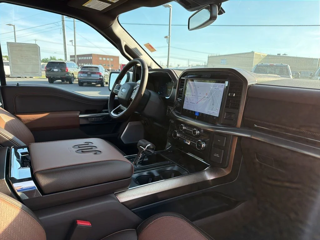 New 2026 Star White Metallic Tri-Coat Ford King Ranch® image 23