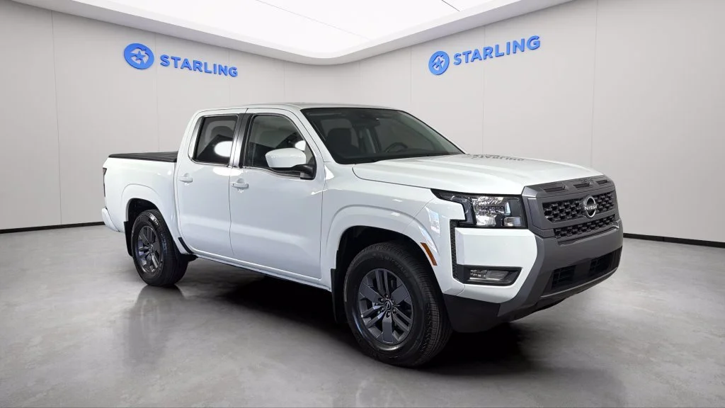 Used 2025 White Nissan Crew Cab SV 4x2 image 13