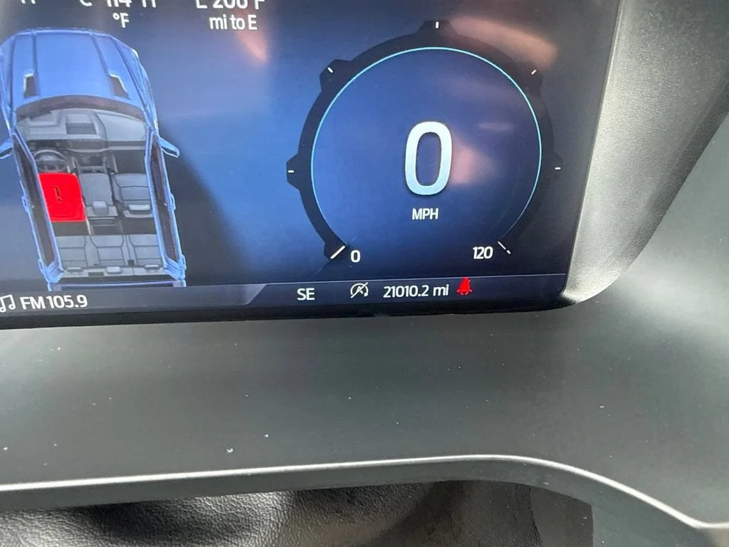 Used 2025 White Ford XLT image 22