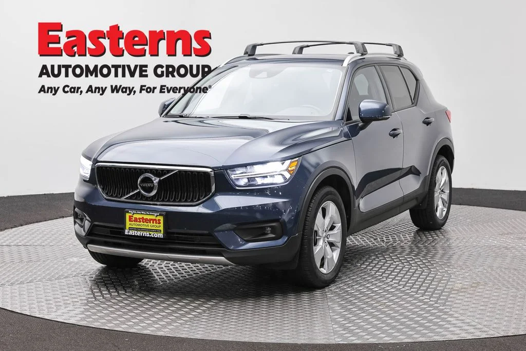 Used 2021 Gray Volvo Momentum image 1