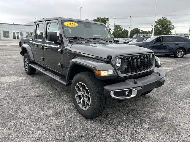 Used 2024 Gray Jeep Sport S image 11
