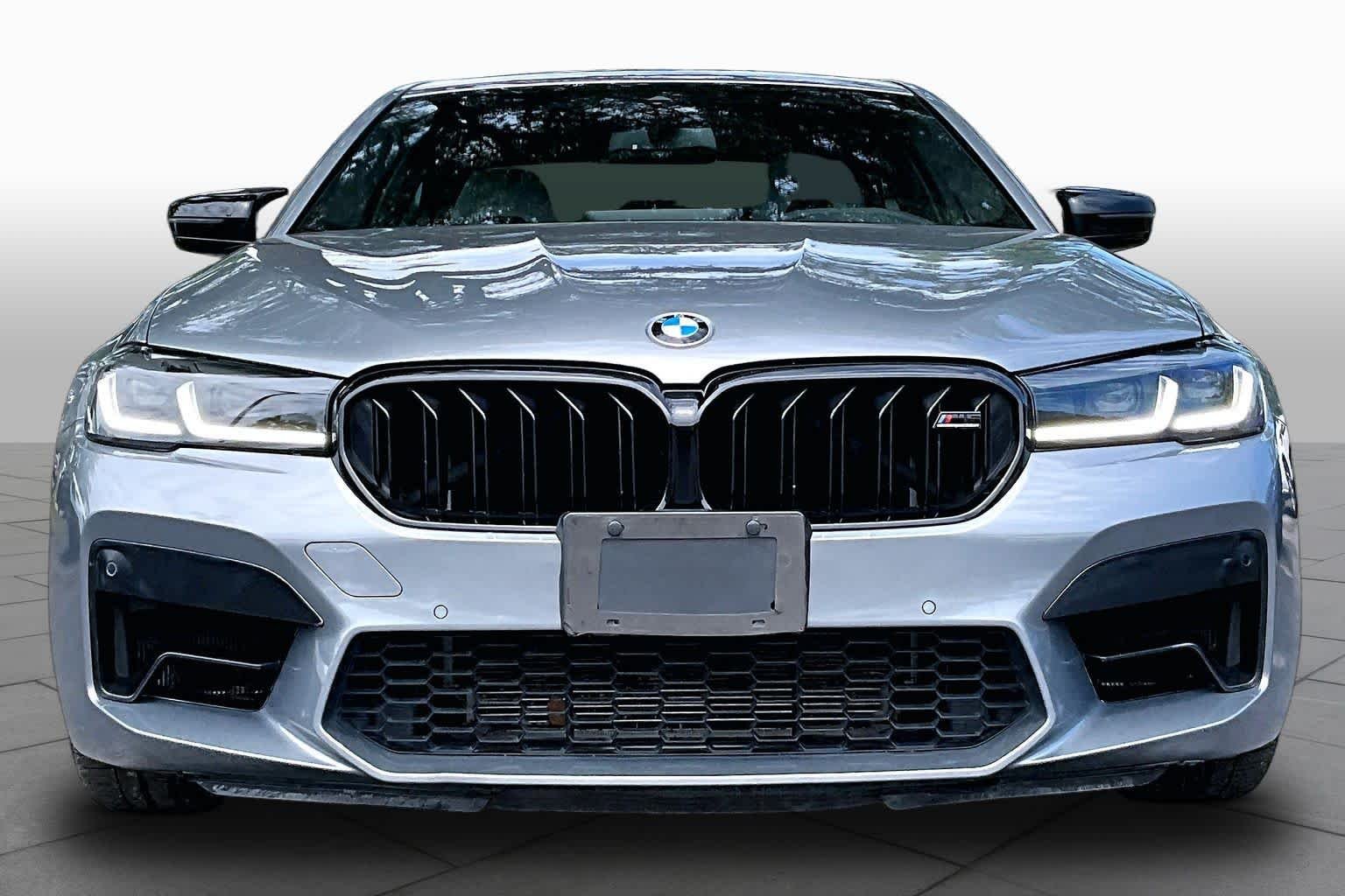 Used 2023 Skyscraper Grey Metallic BMW  image 4