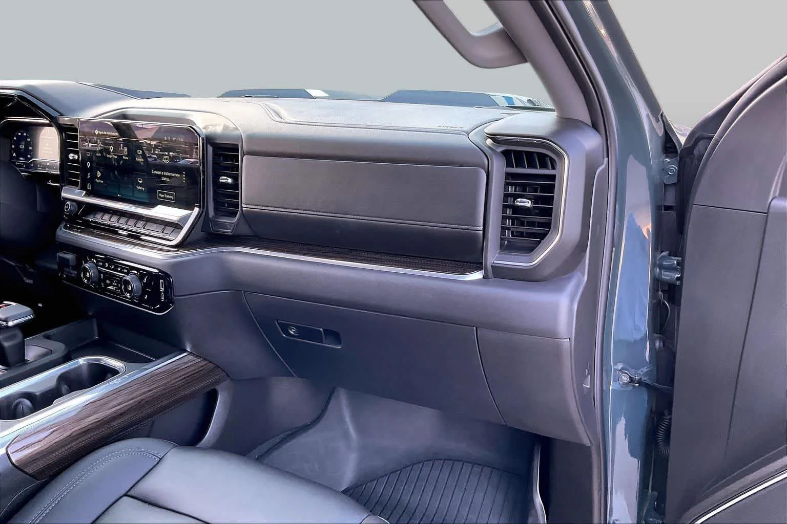 Used 2025 Cypress Gray Chevrolet LT Trail Boss image 18
