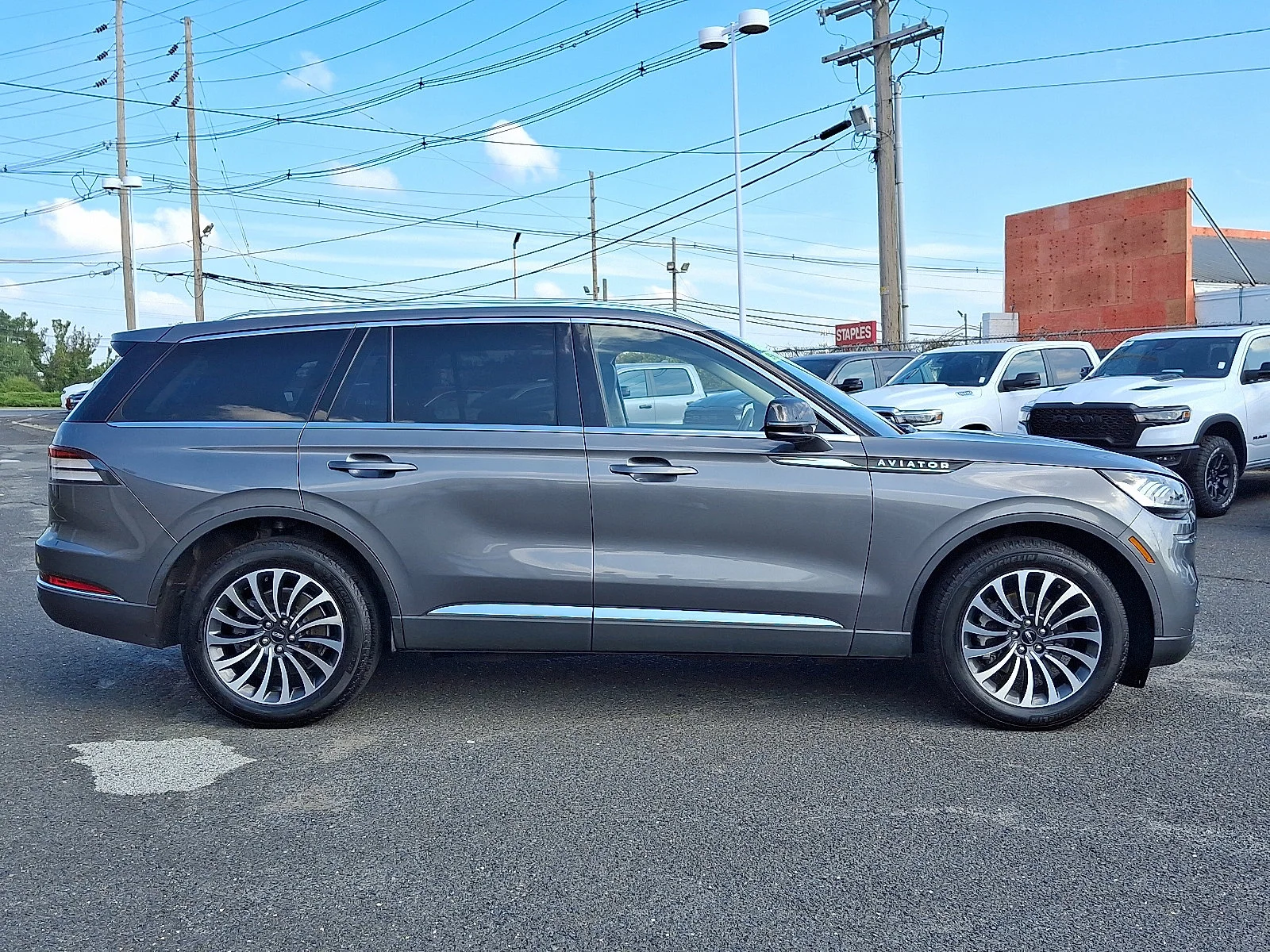 Used 2023 GRAY Lincoln Standard image 8