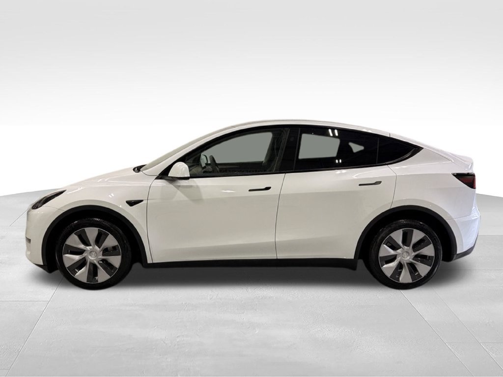 Used 2023 Tesla Model Y Long Range with VIN 7SAYGDEE4PF868785 for sale in Golden Valley, MN
