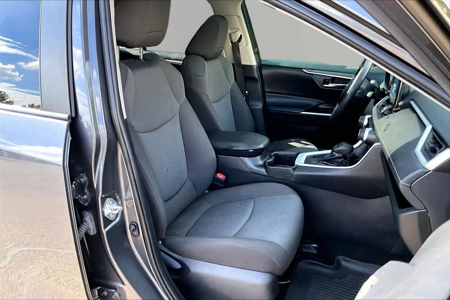 Used 2022 Magnetic Gray Metallic Toyota XLE image 9