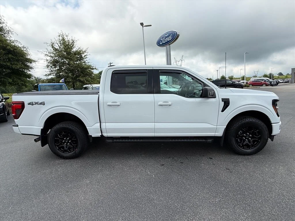 Used 2025 White Ford XLT image 8