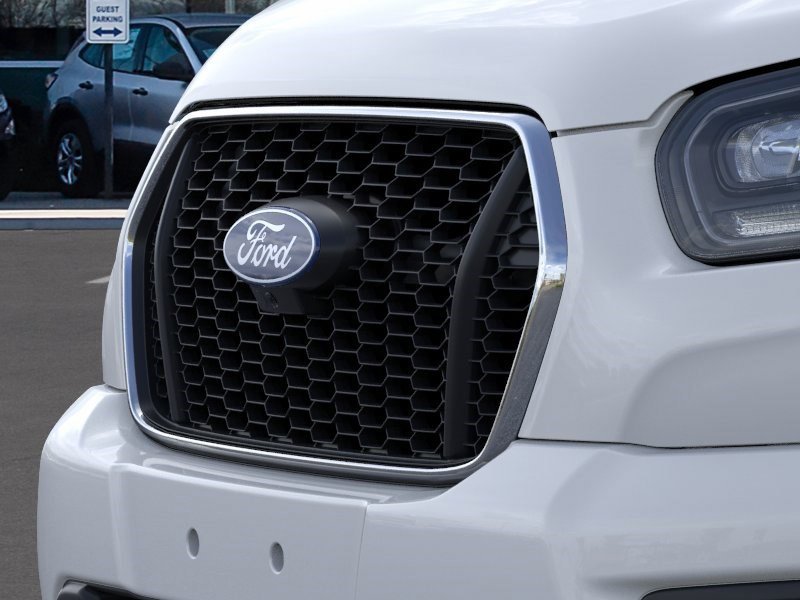 New 2026 Oxford White Ford XLT image 18