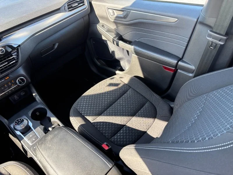 Used 2024 Gray Ford Active image 16