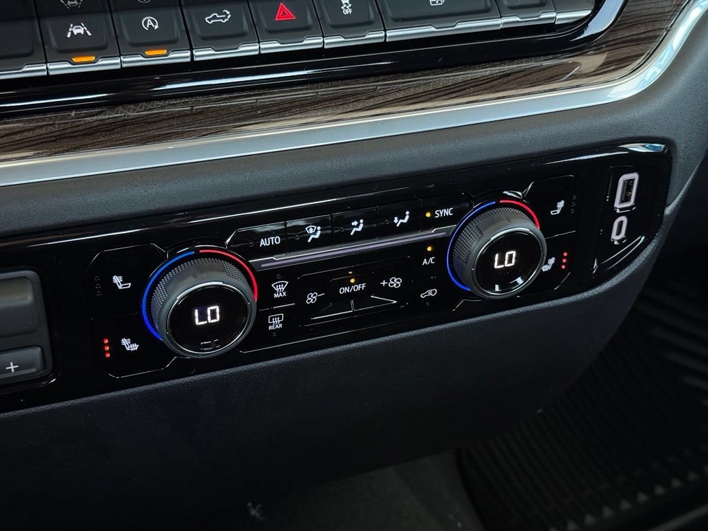 New 2026 Black Chevrolet LT (2FL) image 30