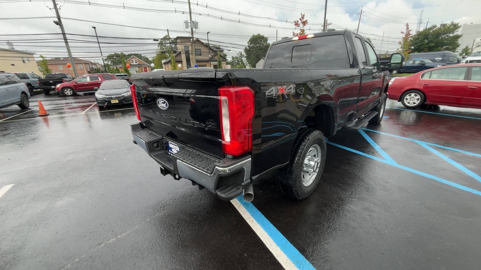New 2027 Agate Black Metallic Ford F-350® XL image 7