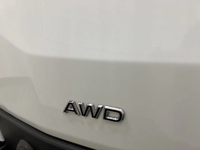 Used 2025 White Ford Base image 18