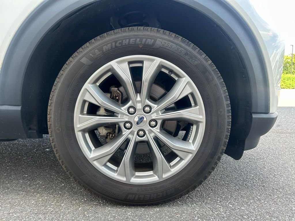 Used 2022 White Ford XLT image 11