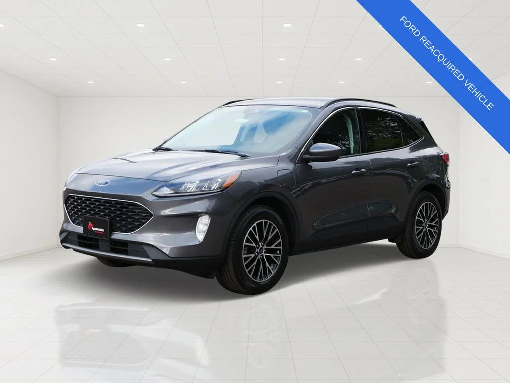 Used 2022 Ford Escape SEL with VIN 1FMCU0KZ7NUA28046 for sale in White Bear Lake, Minnesota