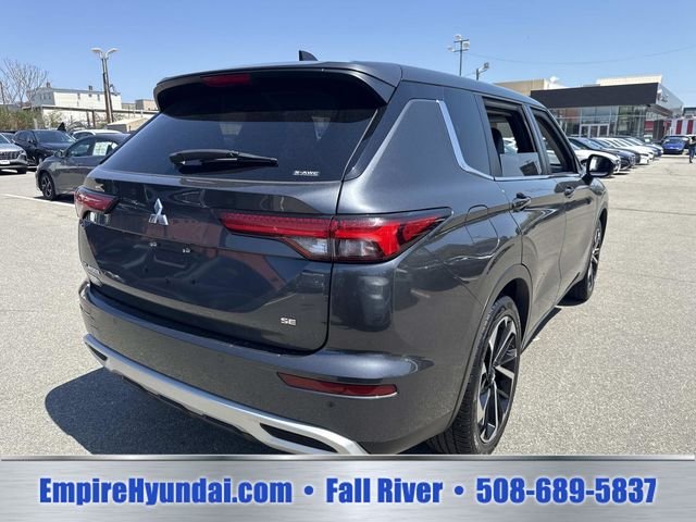 2024 Mitsubishi Outlander SE - Photo 9