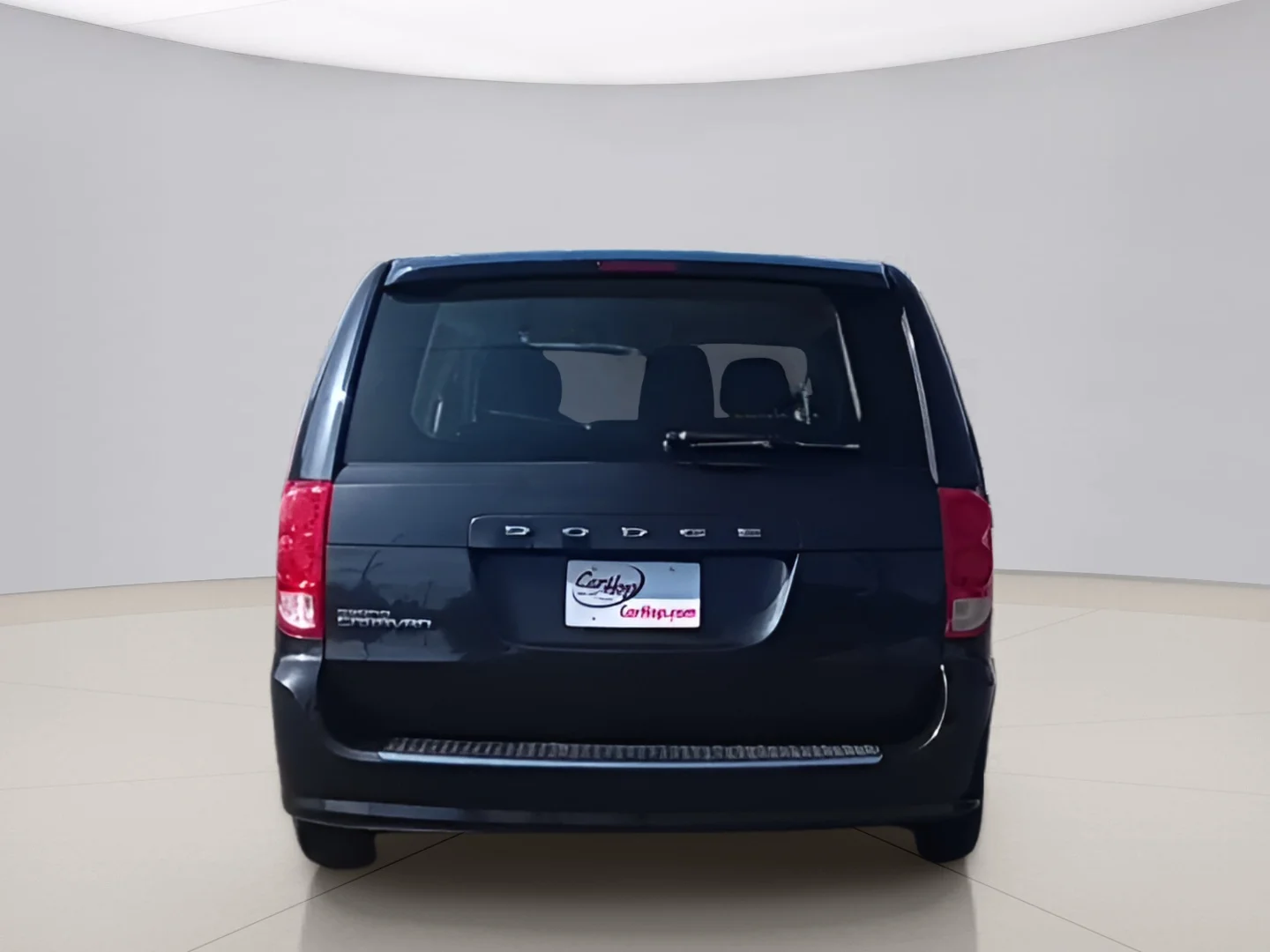 Used 2014 Gray Dodge SE image 4