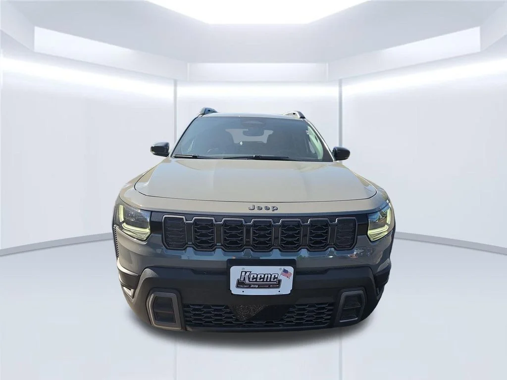 New 2026 Sting-Gray Clear-Coat Exterior Paint Jeep Limited image 9