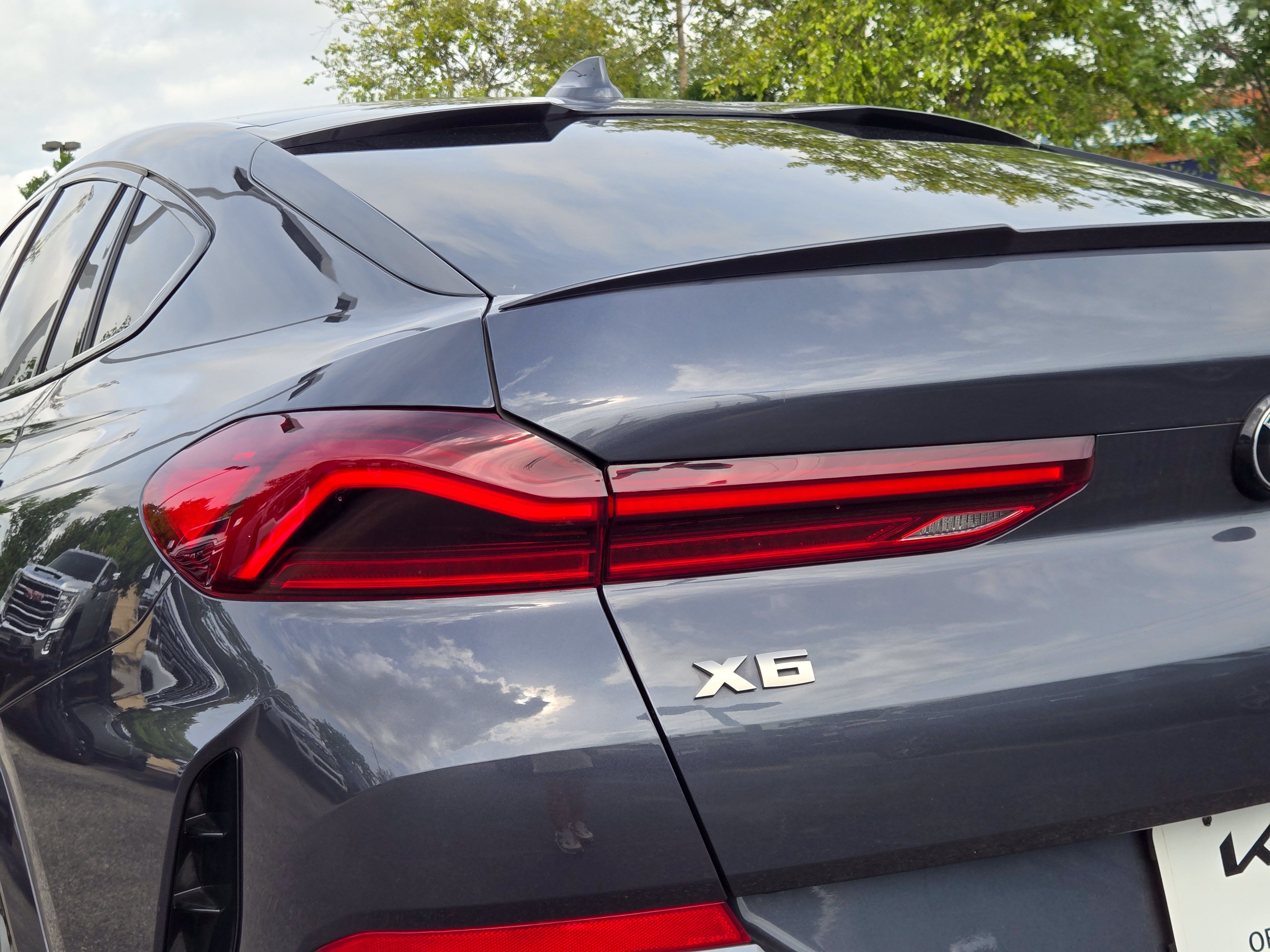 2022 BMW X6 M50i - Photo 9