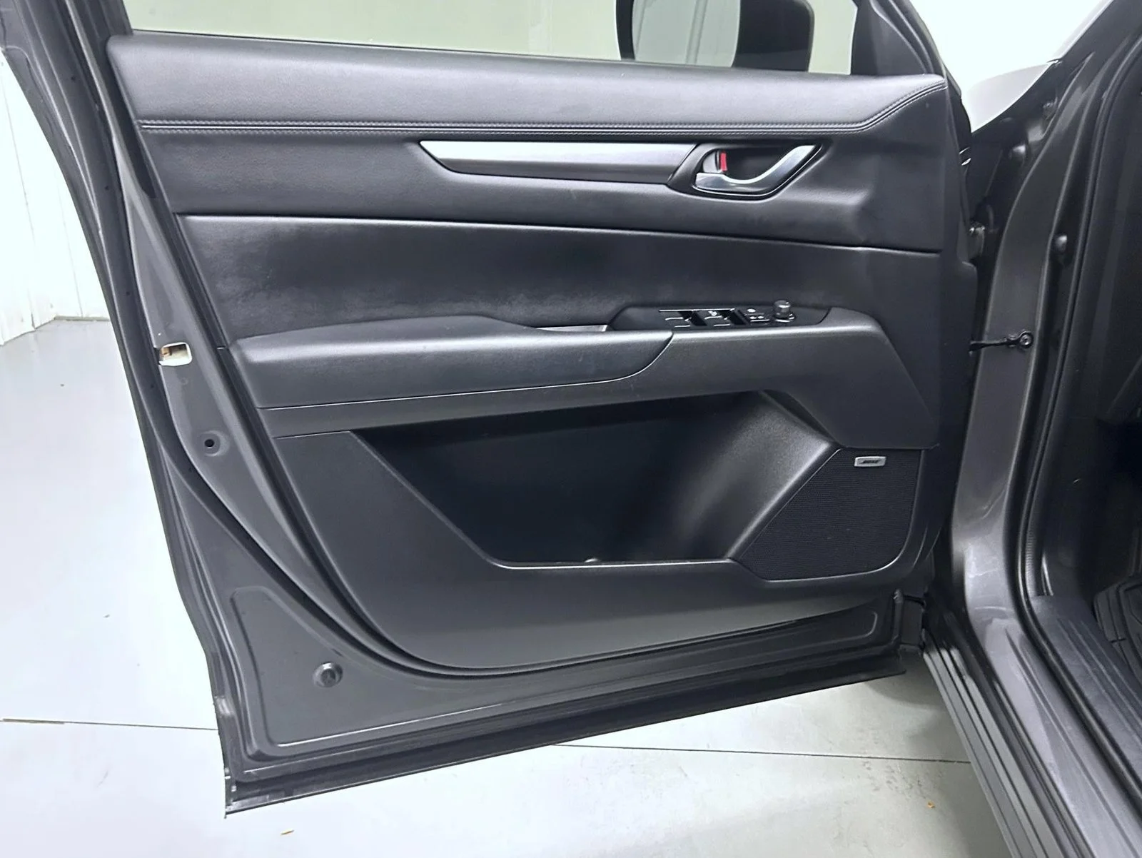 Used 2017 Gray Mazda Touring image 9
