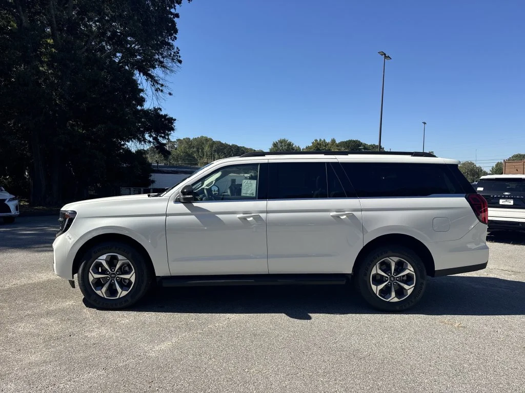 New 2027 White Ford Active image 4