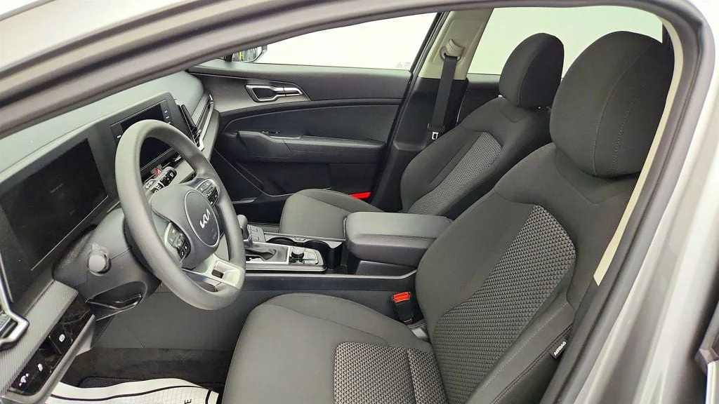 Used 2025 Steel Gray Kia LX FWD image 18