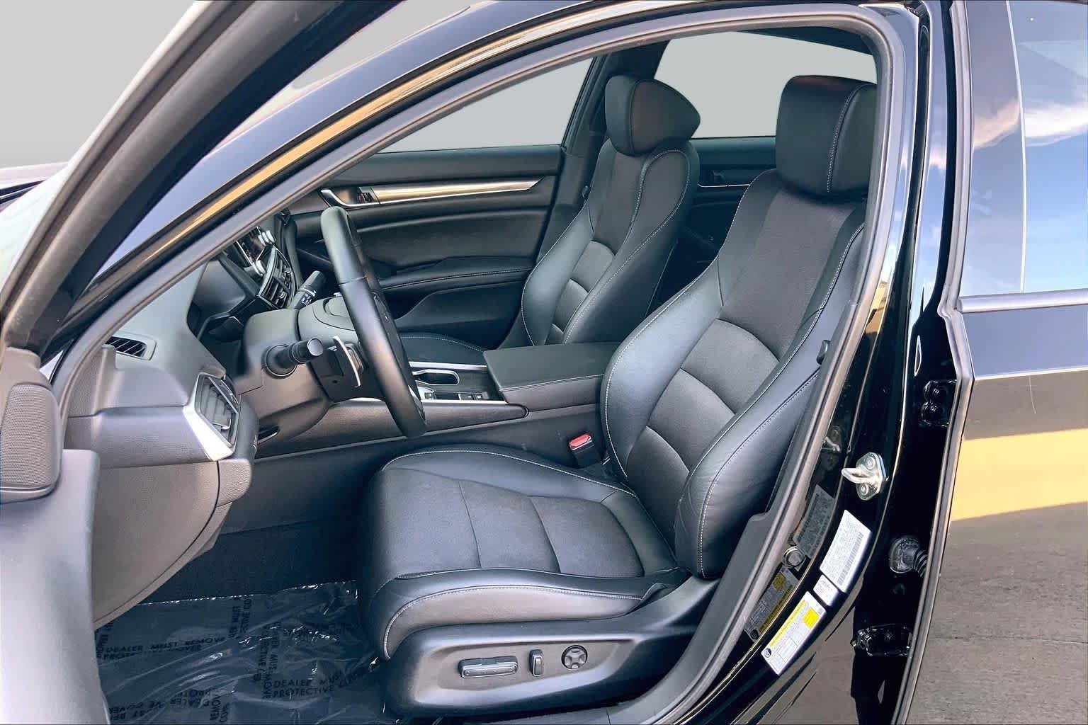 Used 2019 Crystal Black Pearl Honda Sport 1.5T image 8