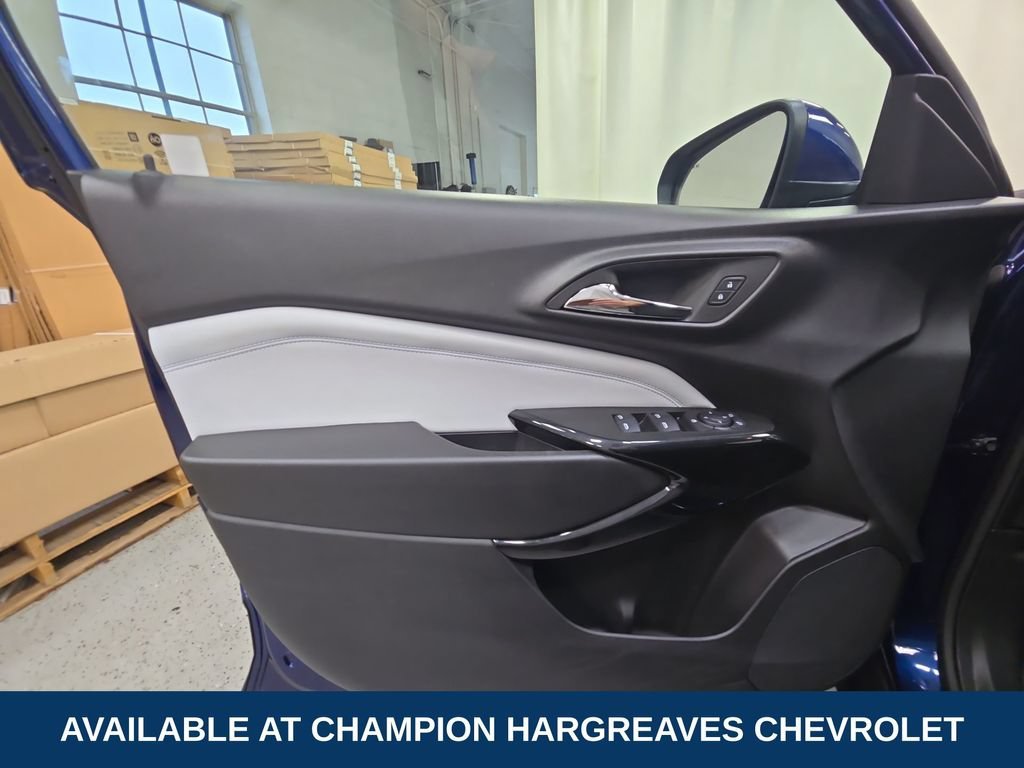 2024 Chevrolet Trax LT - Photo 30
