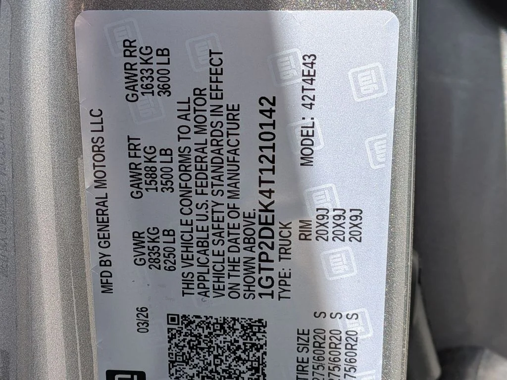 New 2026 Sterling Metallic GMC AT4 image 27