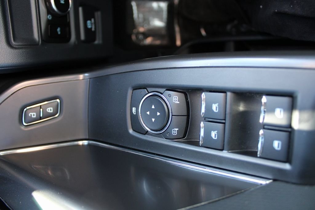 Used 2024  Ford XLT image 22