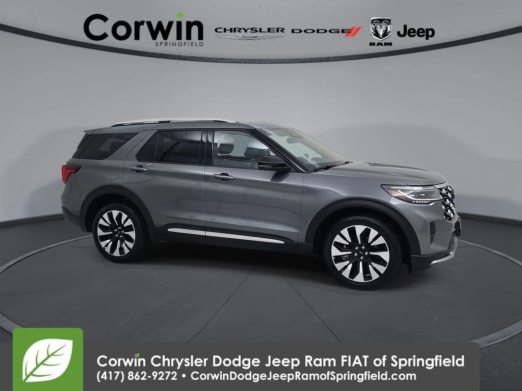 Used 2025 Gray Ford Platinum image 1
