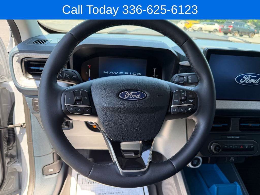 Used 2025 White Ford XLT image 16