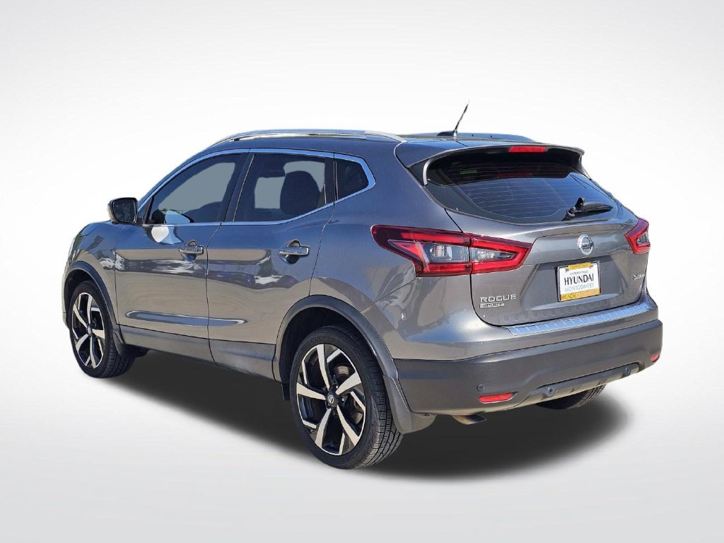 Used 2020 Gray Nissan SL image 10