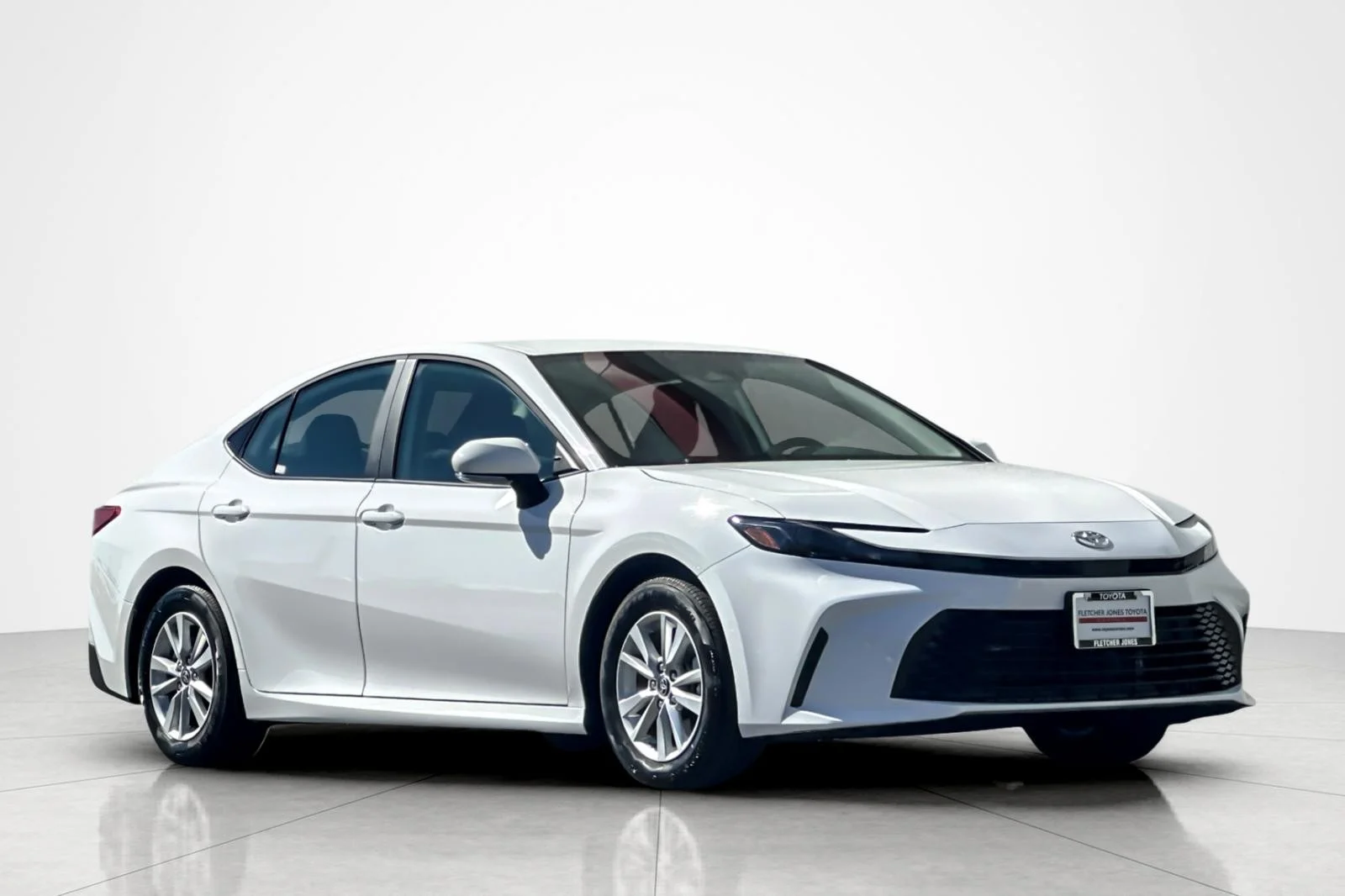 Used 2026 Ice Cap Toyota LE image 7