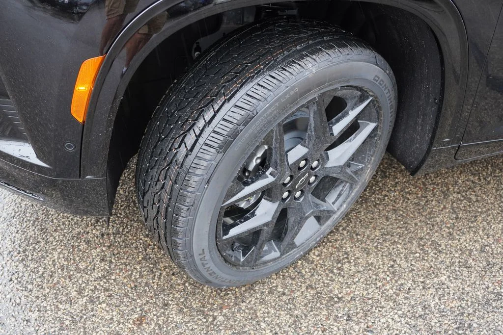 New 2026 Mosaic Black Metallic Chevrolet RS image 9