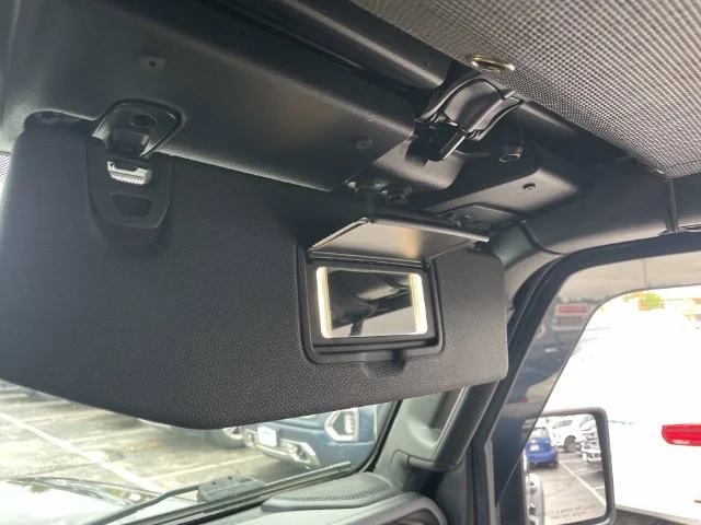 Used 2019 Gray Jeep Unlimited Sport S image 32