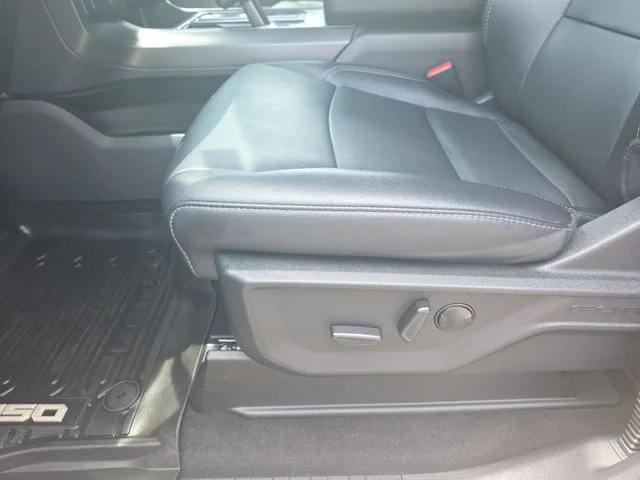Used 2024 Black Ford XLT image 29