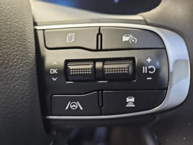 Used 2025 Gray Kia GT-Line image 18