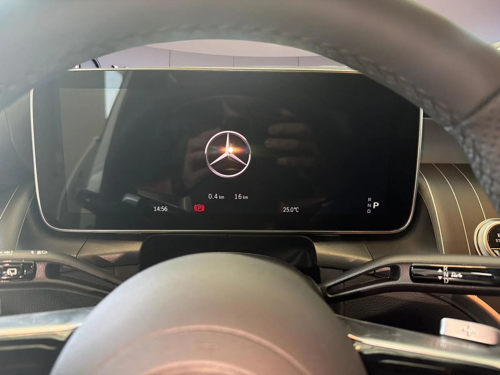 New 2026 White Mercedes-Benz GLC 300 4MATIC SUV image 15