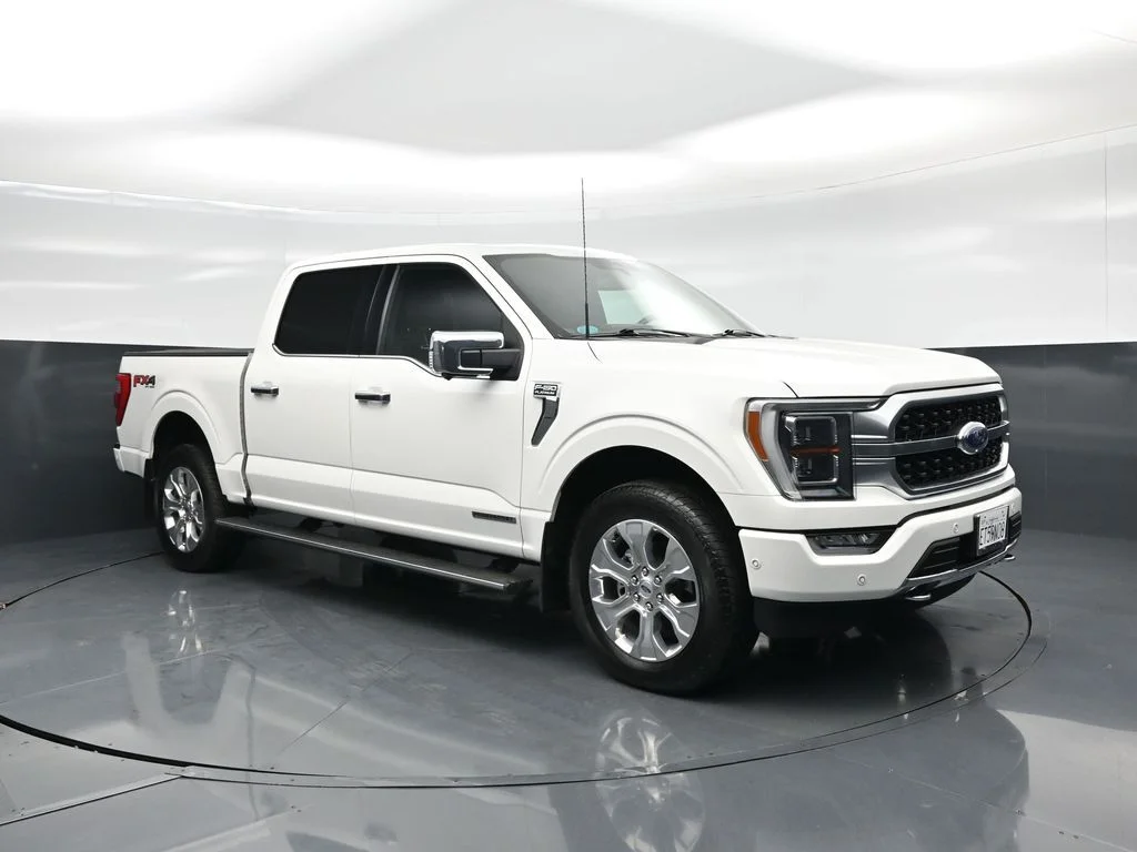 Used 2023 White Ford Platinum image 24