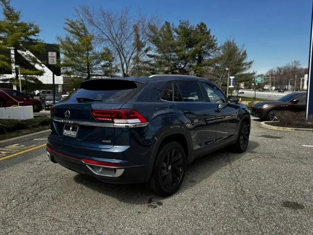 2022 Volkswagen Atlas Cross Sport SE w/Tech - Photo 11