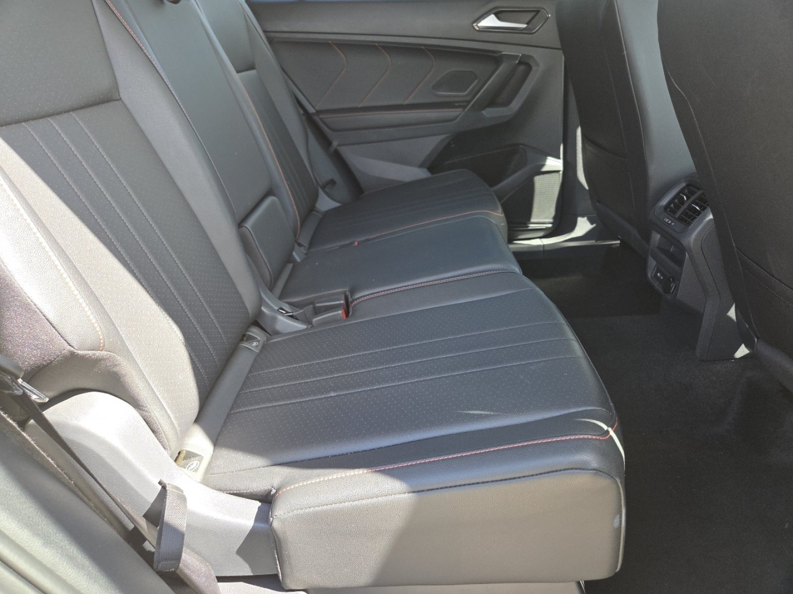 2024 Volkswagen Tiguan Wolfsburg Edition - Photo 24