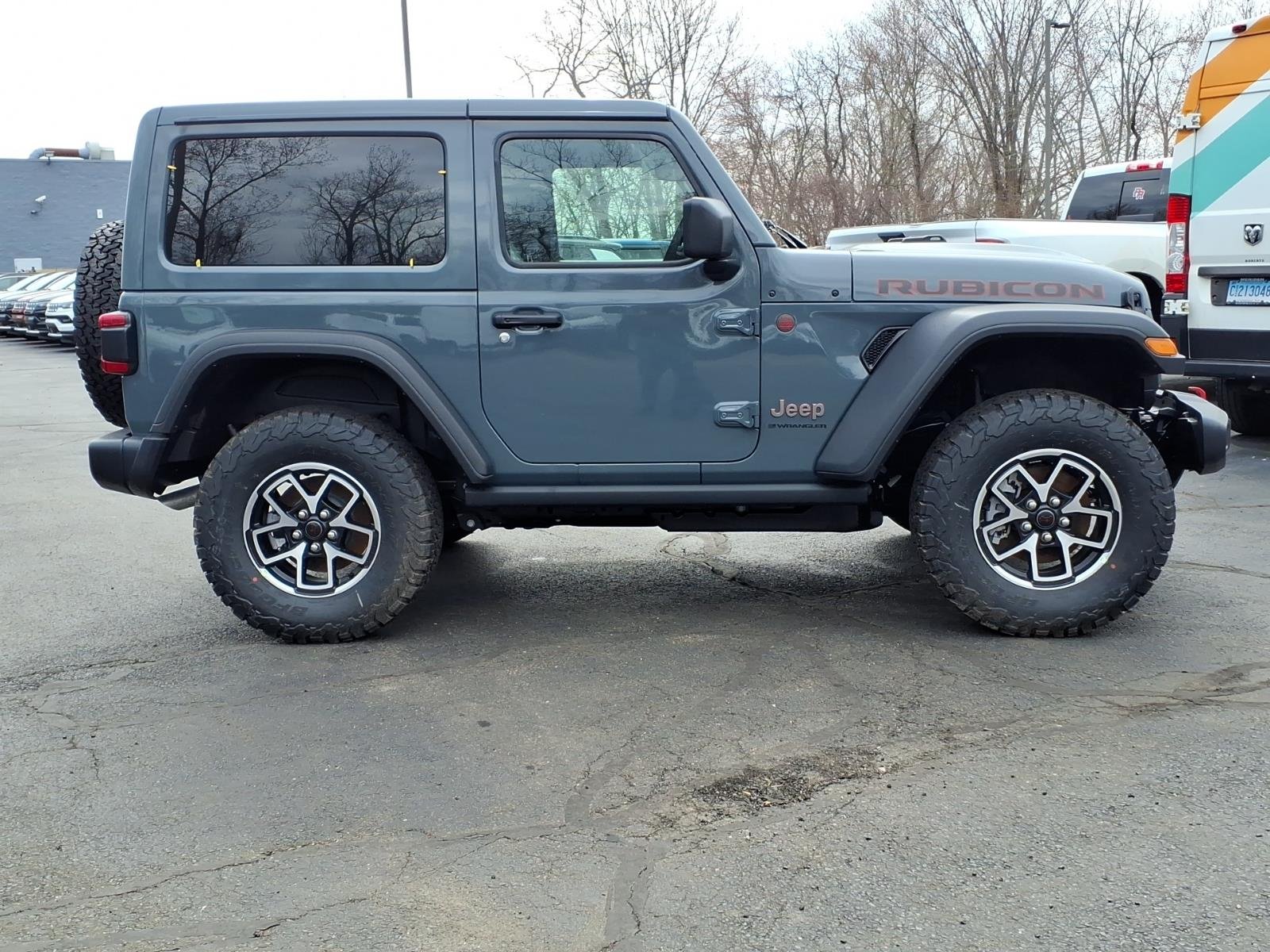 New 2026 Anvil Clear-Coat Exterior Paint Jeep Rubicon image 2